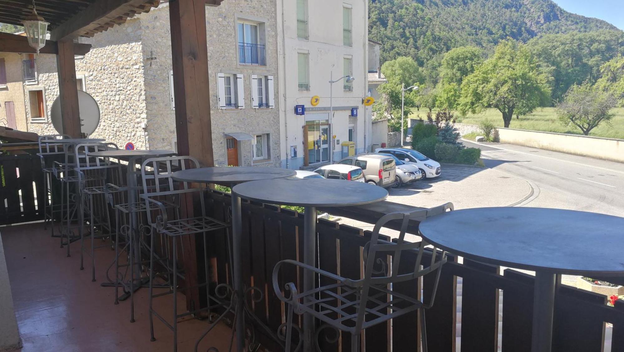 Auberge Roman La Javie Екстер'єр фото